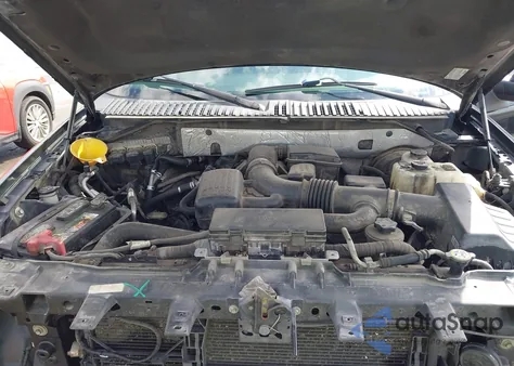 2014 Ford Expedition Limited z USA, uszkodzony, nr VIN 1FMJU1K53EEF11960